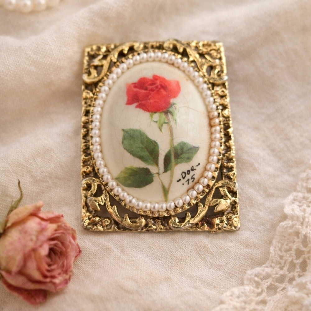 Vintage Rose Cameo Brooch
